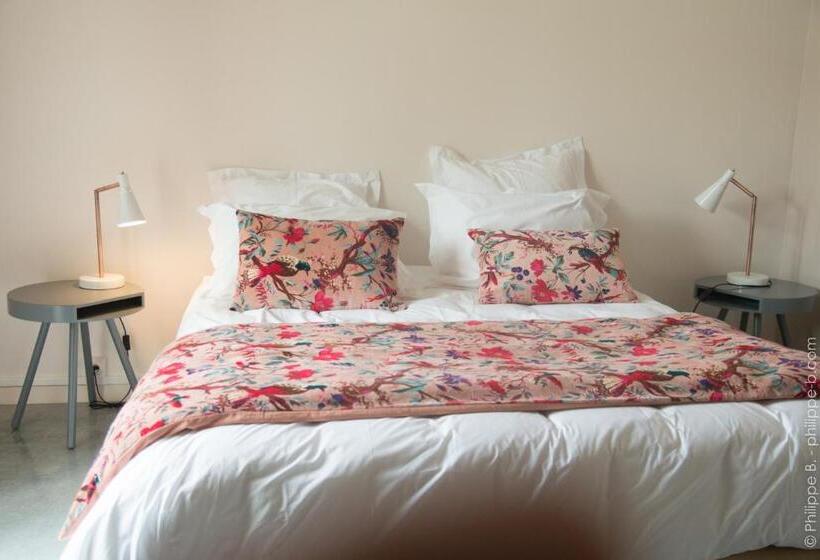 بنسيون Les Hauts De Chalonne