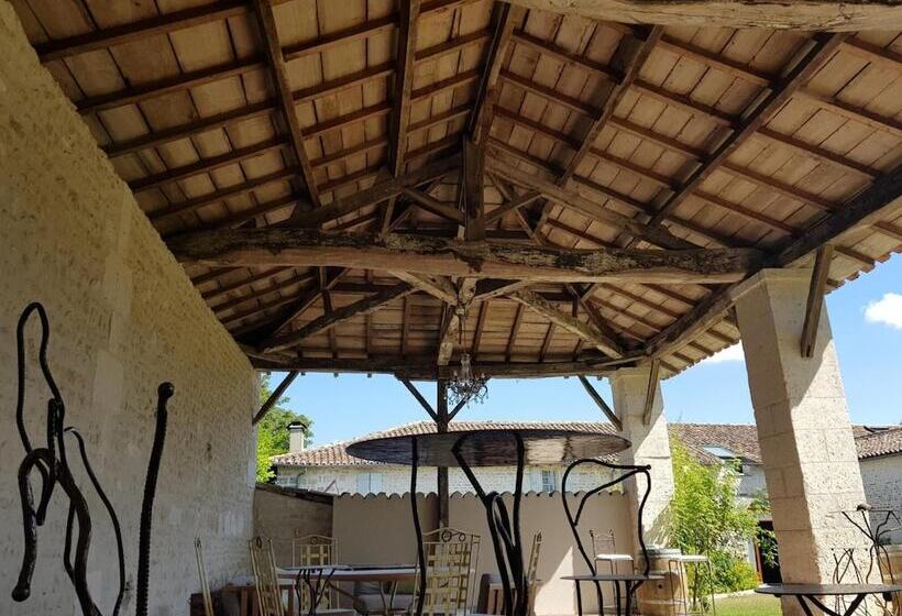 פנסיון Les Hauts De Chalonne