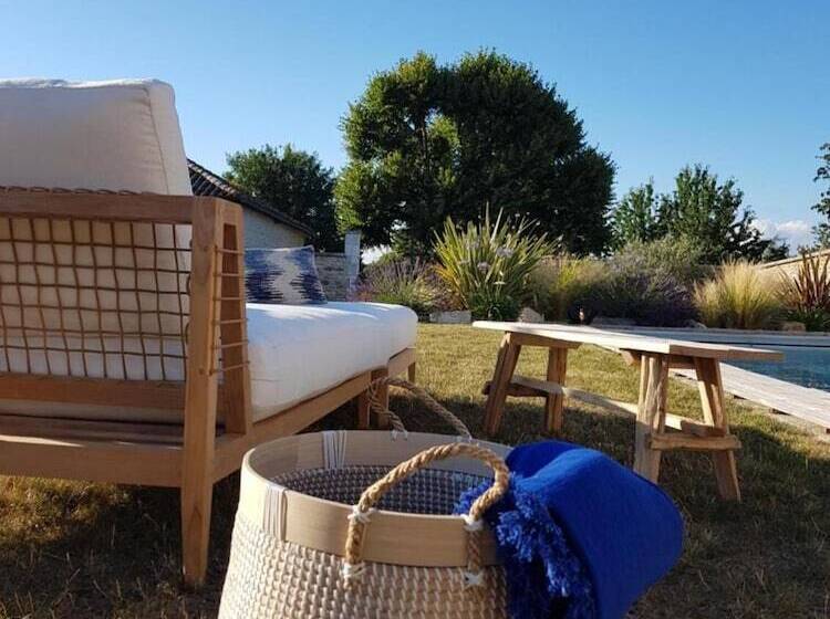 بنسيون Les Hauts De Chalonne