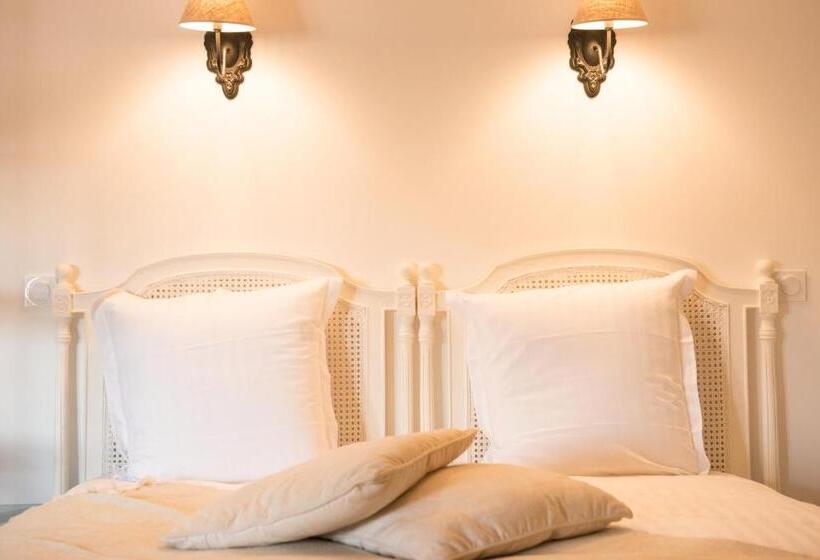 بنسيون Les Suites Du 17