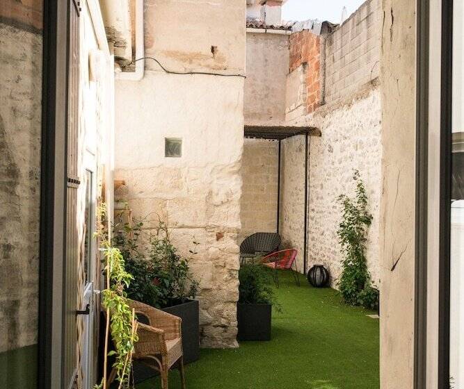 پانسیون Les Suites Du 17