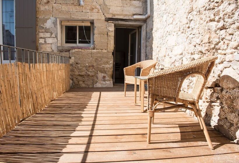 پانسیون Les Suites Du 17