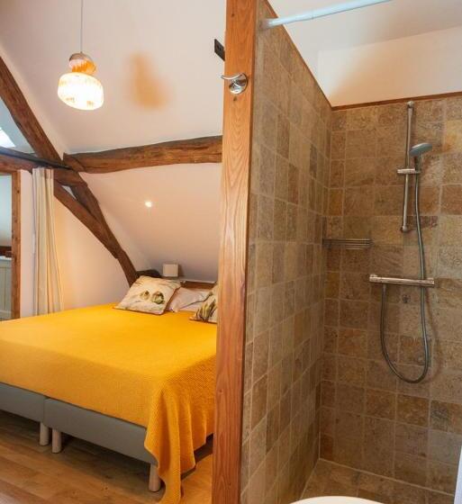 بنسيون Maison Le Village   Maison D’hôtes