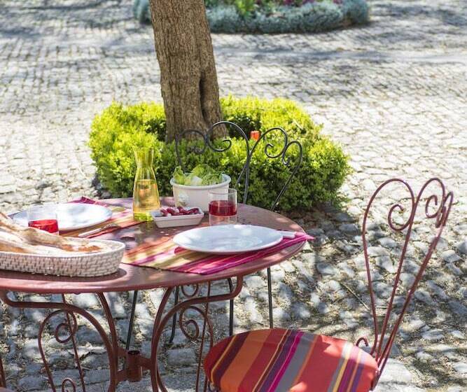 بنسيون Maison Le Village   Maison D’hôtes