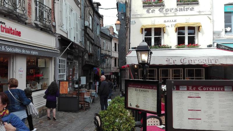 بنسيون Mansion Victorine