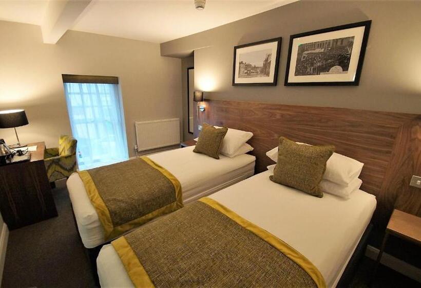 פנסיון New Park