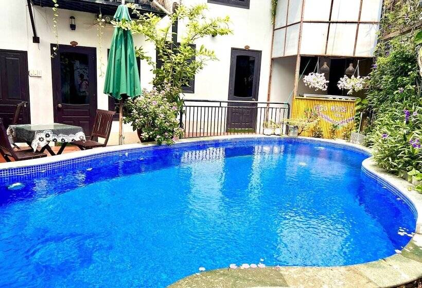 پانسیون Ngo House 2 Villa