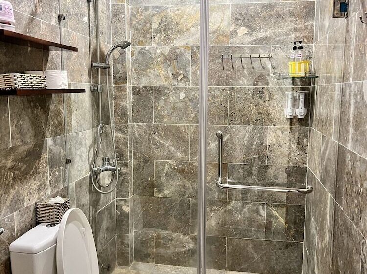 پانسیون Ngo House 2 Villa