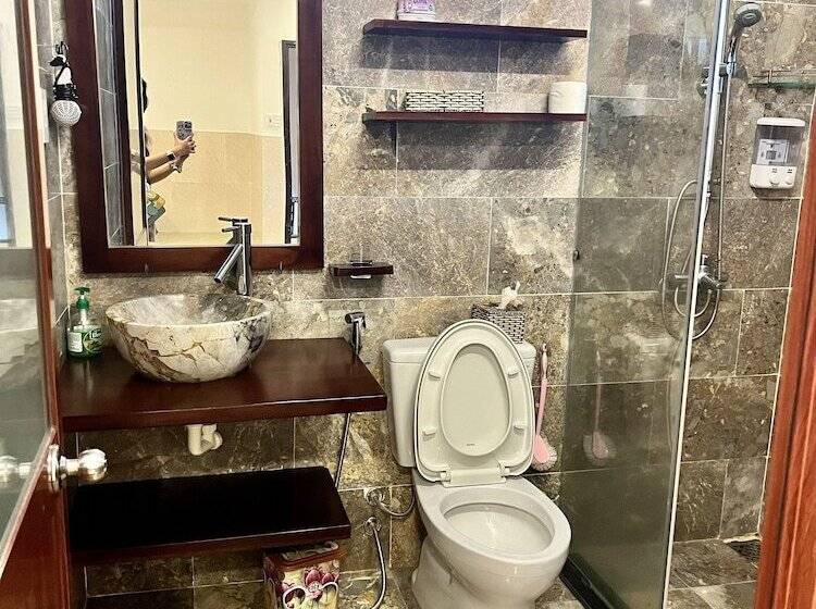 پانسیون Ngo House 2 Villa