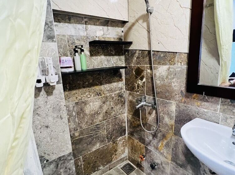 پانسیون Ngo House 2 Villa