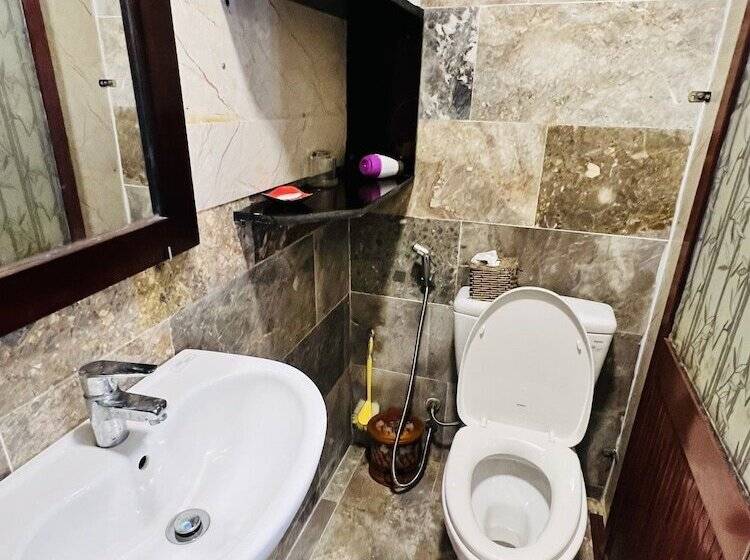 پانسیون Ngo House 2 Villa