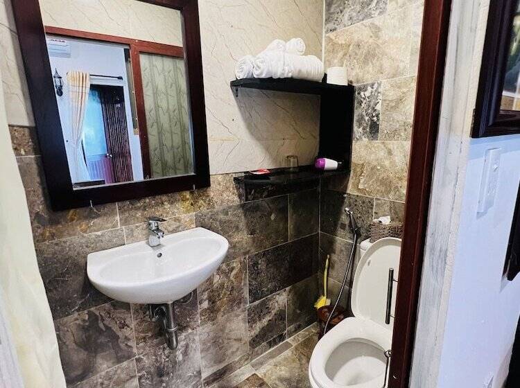 پانسیون Ngo House 2 Villa