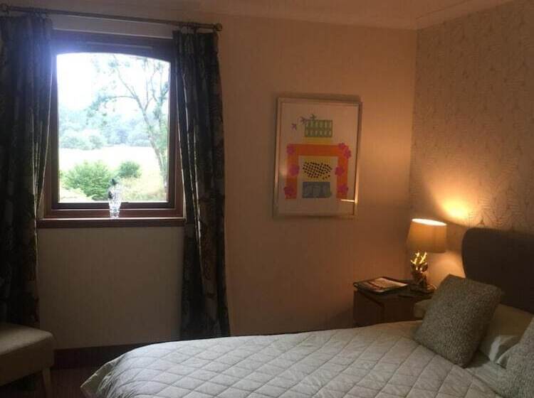 펜션 Riverside House