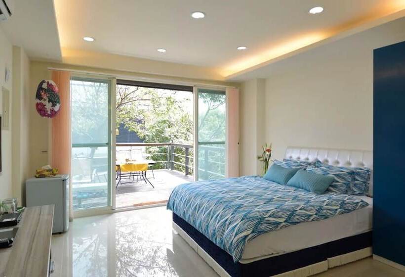 پانسیون Sanyi Wei Wei Feng