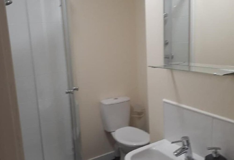 بنسيون Stonefield Rooms