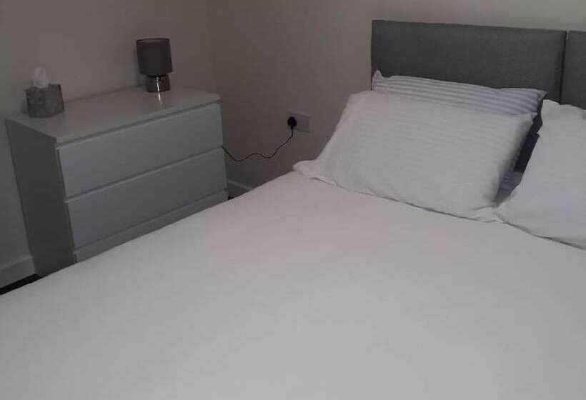 بنسيون Stonefield Rooms