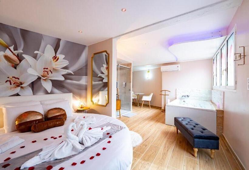 פנסיון Studio Romantique Jacuzzi Ou Spa Balneo Privatif Et Jardin Au Temps Des Cerises La Ciotat