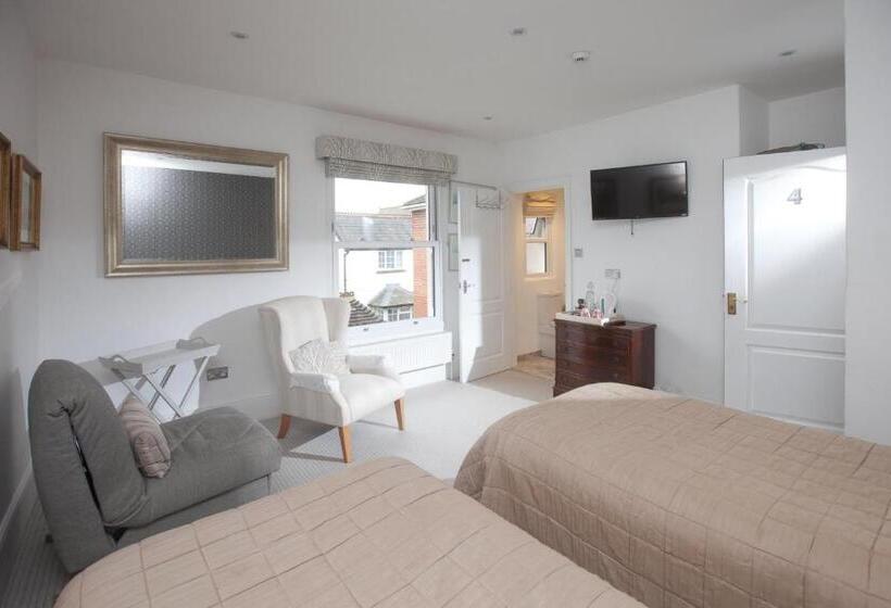 Пансион The Old House Guest House