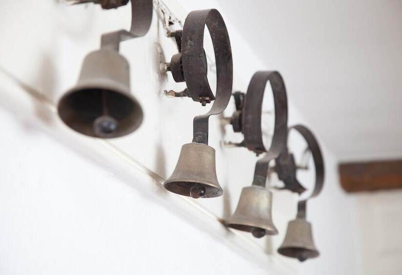 Пансион The Old House Guest House