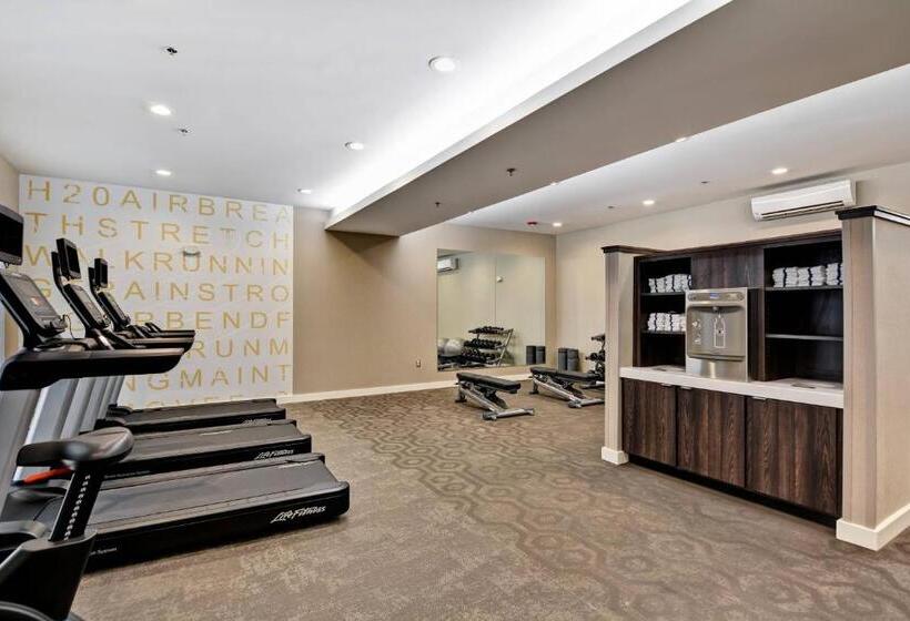 Residence Inn By Marriott Cleveland Airport/middleburg Heights