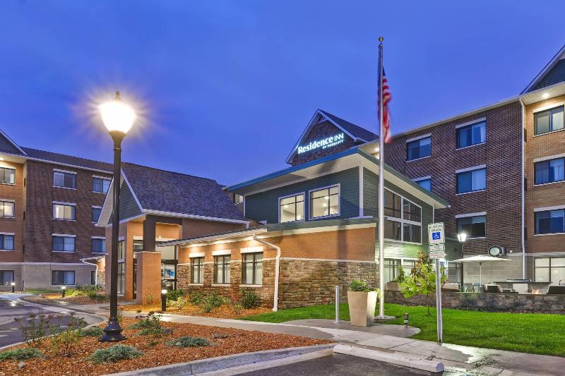 Residence Inn By Marriott Cleveland Airport/middleburg Heights