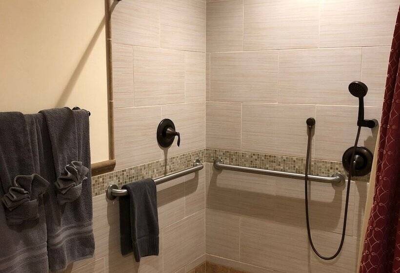 리조트 Heartwood Mountain Sanctuary