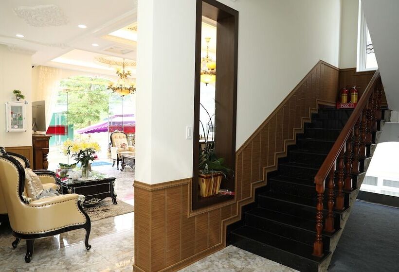 Sugar Land Villa Hotel Dalat