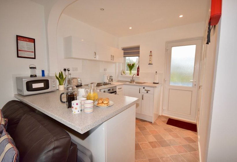 The Seashells  Seaview