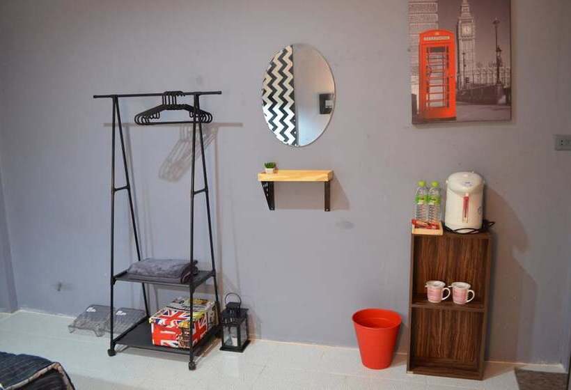 فندق صغير Dawnthaya Ayutthaya House บ้านดอนธยๅ อยุธยา