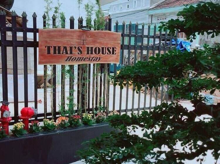 هاستل Homestay Thai's House