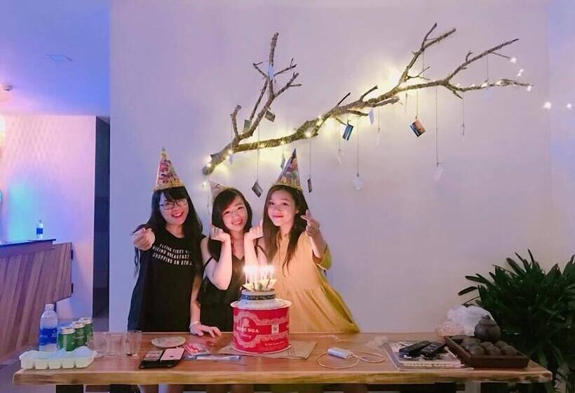 هاستل Homestay Thai's House