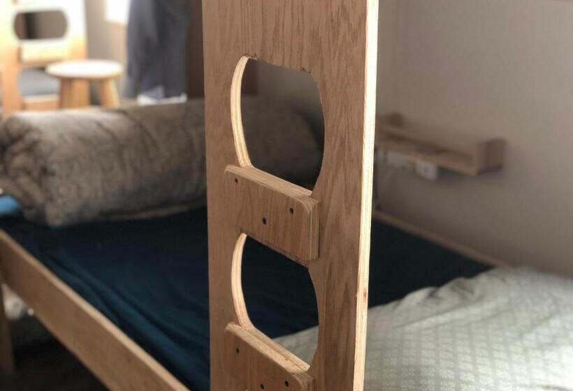 Общежитие Whole Family  Wholeville