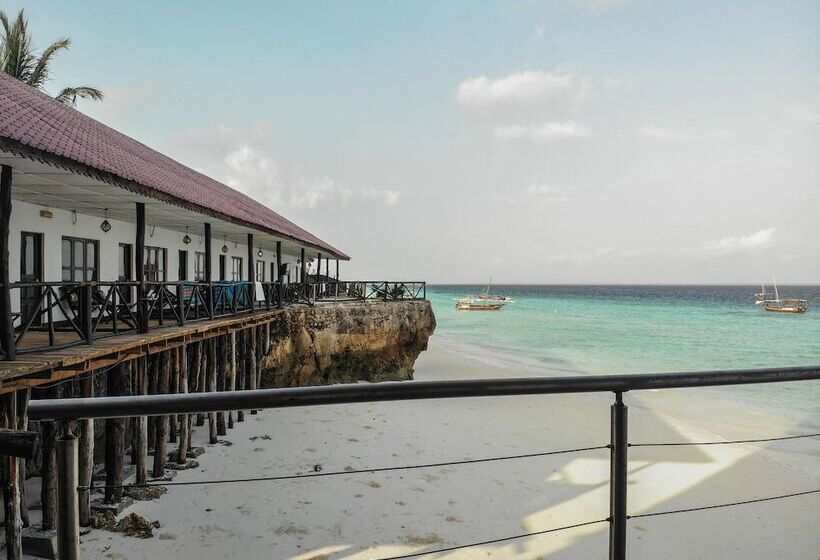 ベッドアンドブレックファースト Amaan Beach Bungalows