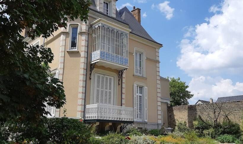 ベッドアンドブレックファースト Chambres D Hôtes Les Clefs Du Bonheur