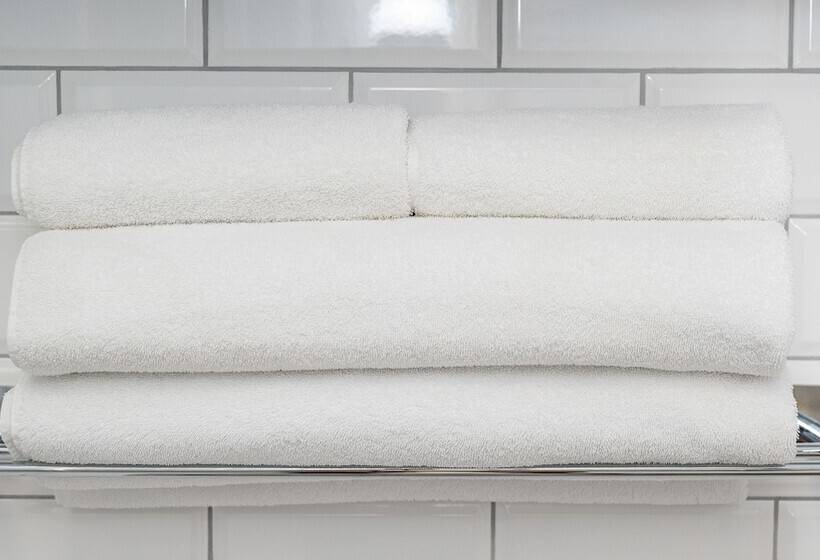 צימר Crescent Lodge Guest House