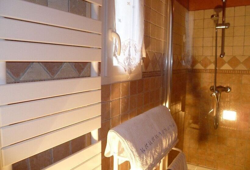 مبيت وإفطار Domaine Des Restanques