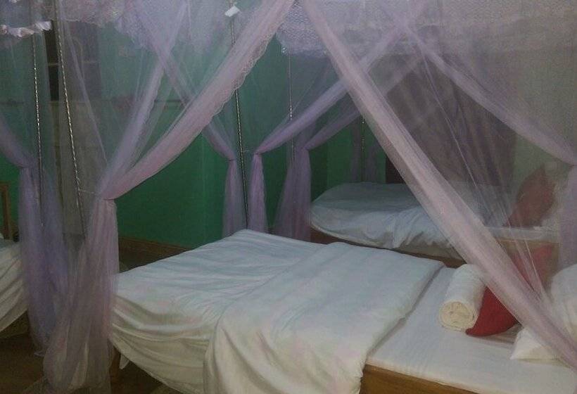 مبيت وإفطار Frina Buffalo Lodge