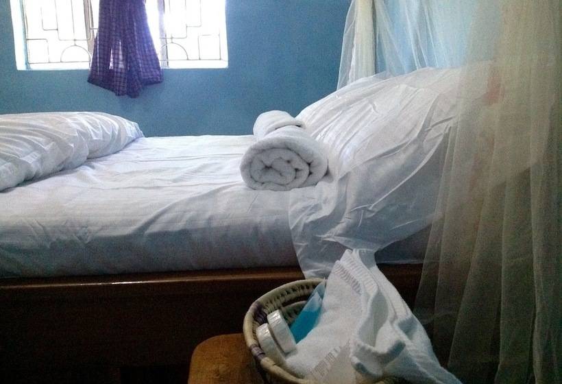 مبيت وإفطار Frina Buffalo Lodge