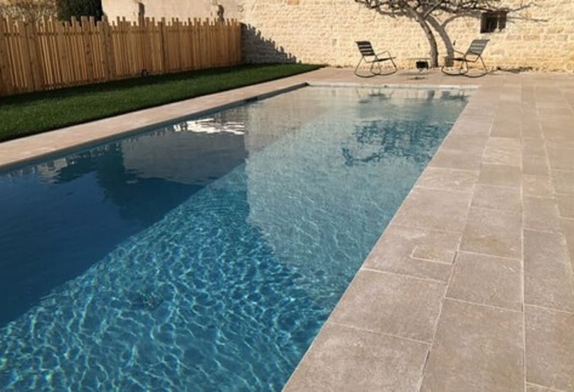 민박 La Maison Deveney Mars