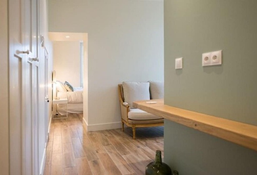 민박 La Maison Deveney Mars