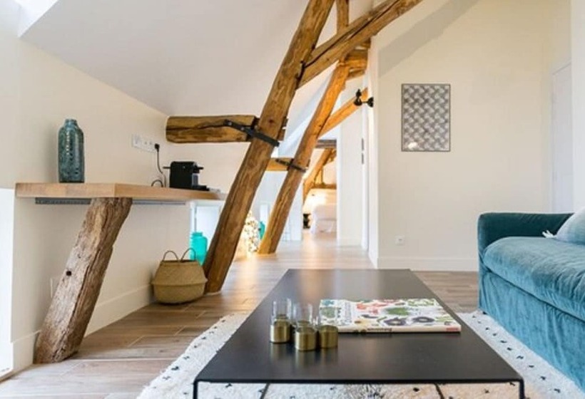 민박 La Maison Deveney Mars