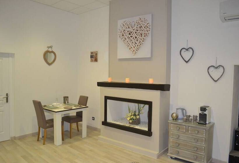 مبيت وإفطار La Perle Rare