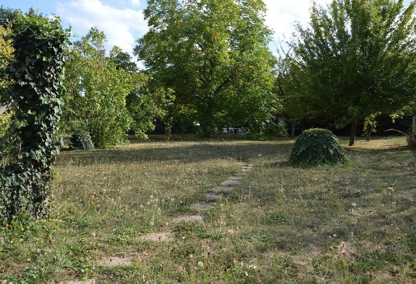 ベッドアンドブレックファースト Les Noisetiers