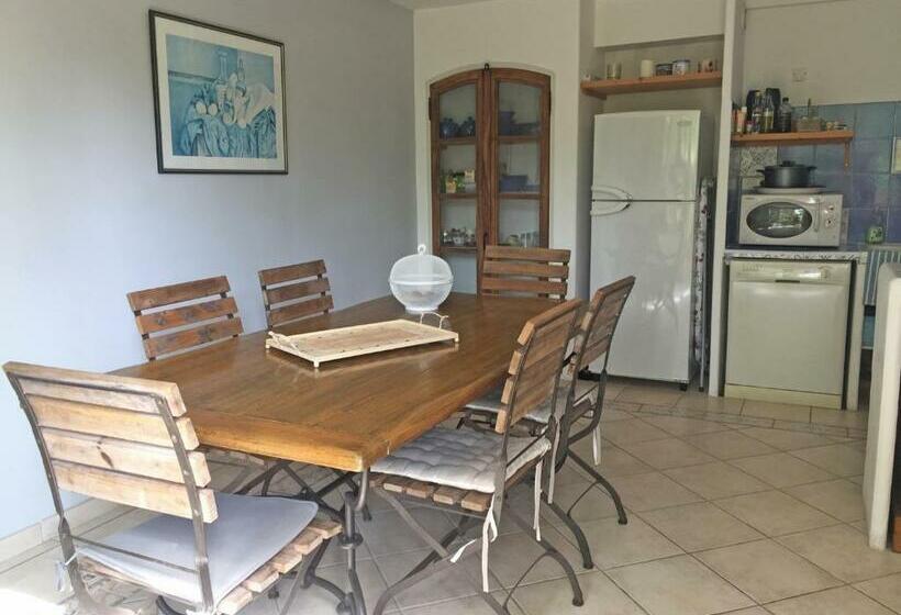 مبيت وإفطار Les Restanques