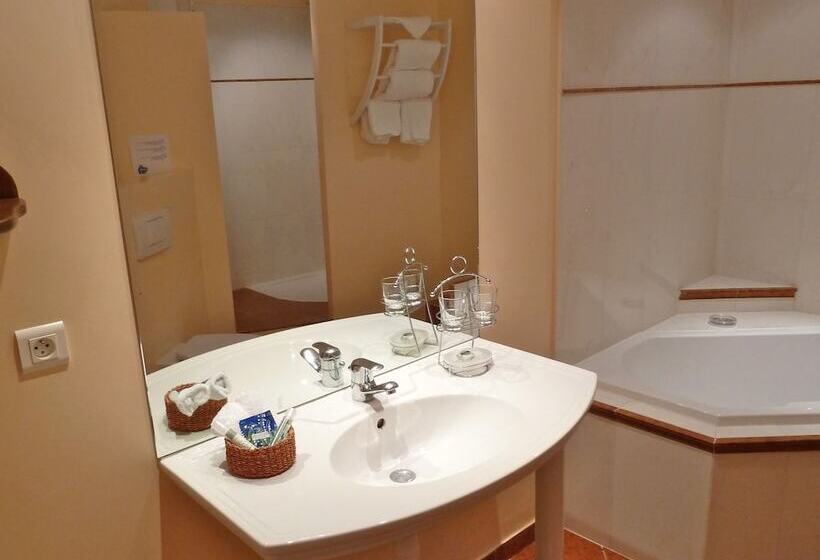 مبيت وإفطار Mas Samarcande