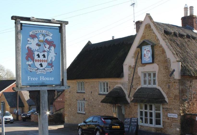 住宿加早餐  The Bewicke Arms