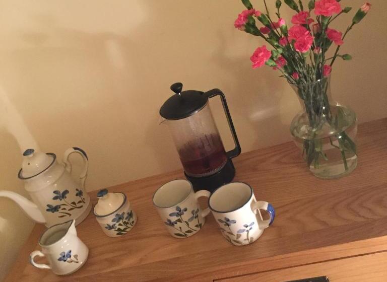 تختخواب و صبحانه The Snug @ Corry Cottage