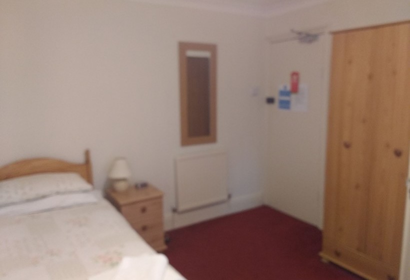 مبيت وإفطار Wavecrest Lodge