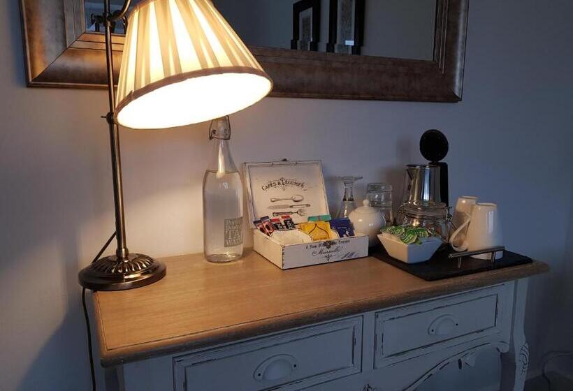 צימר Wisteria Haze