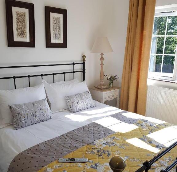 צימר Wisteria Haze